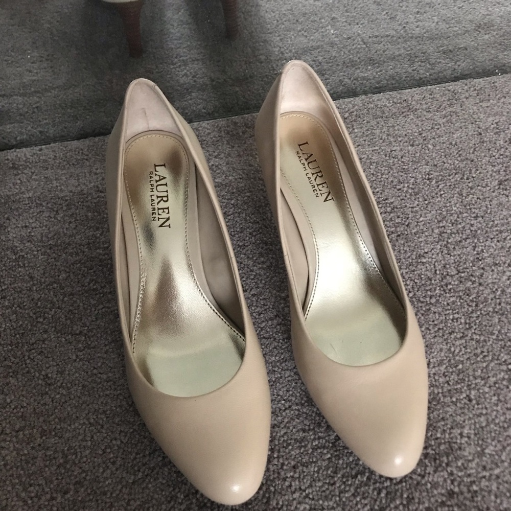 Ralph Lauren Harper Cream Leather Heels shoes size 7.5